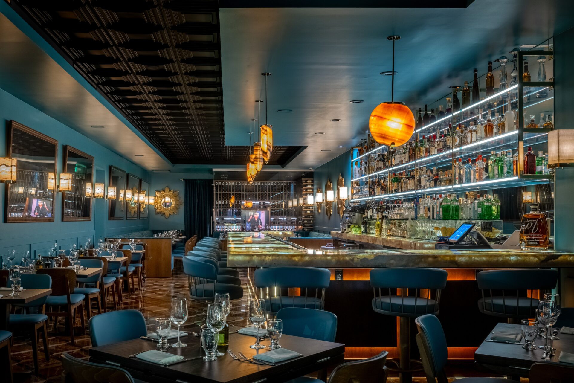 Piccolo Paradiso Italian Restaurant in Beverly Hills